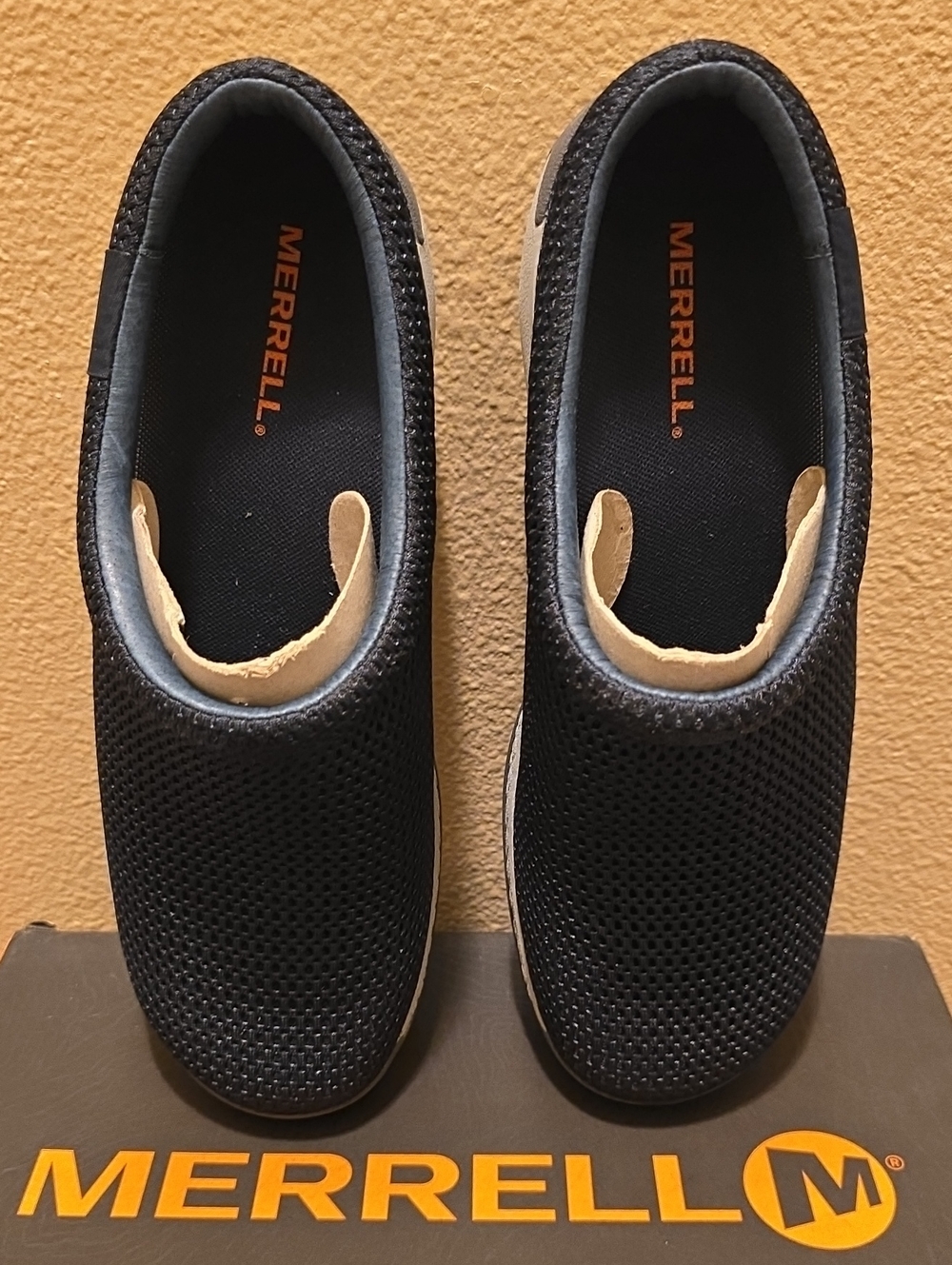 Women's Merrell Encore Q2 Breez / Size 9 / Navy Marine
